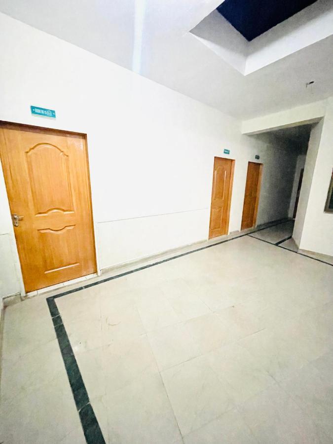 Hotel New Mid City Мултан Экстерьер фото