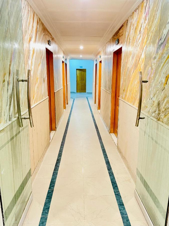 Hotel New Mid City Мултан Экстерьер фото